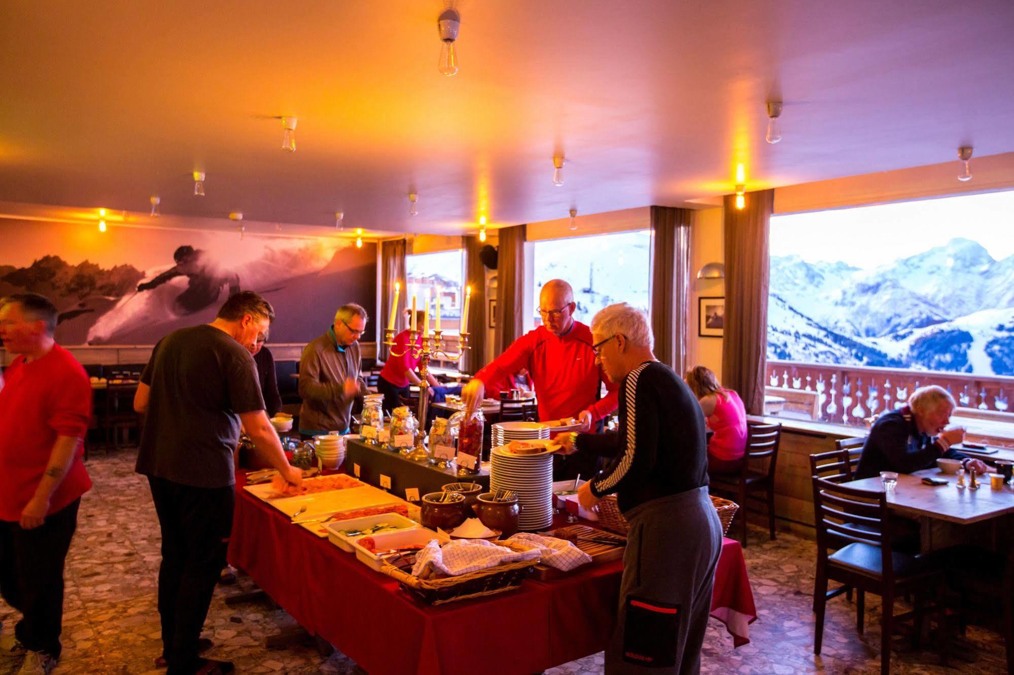 Langley Hôtel Le Petit Prince Alpe d'Huez Exterior foto